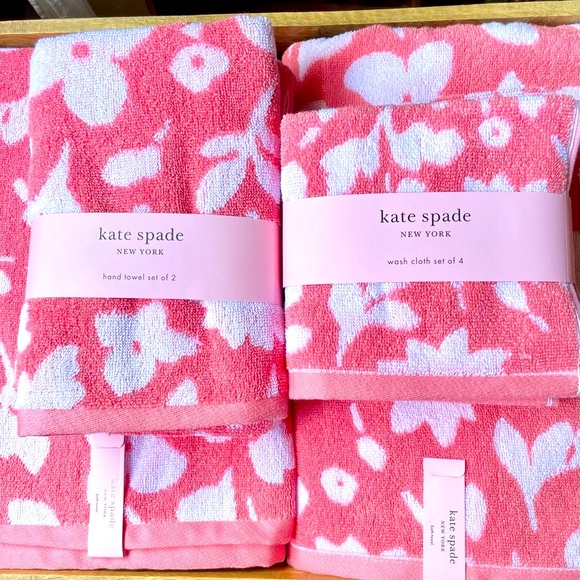 kate spade Other - ♠️🎉HP🎉~KATE SPADE ♠️ NEW YORK Beautiful Bath Towel Set 🛀🏻NWT!